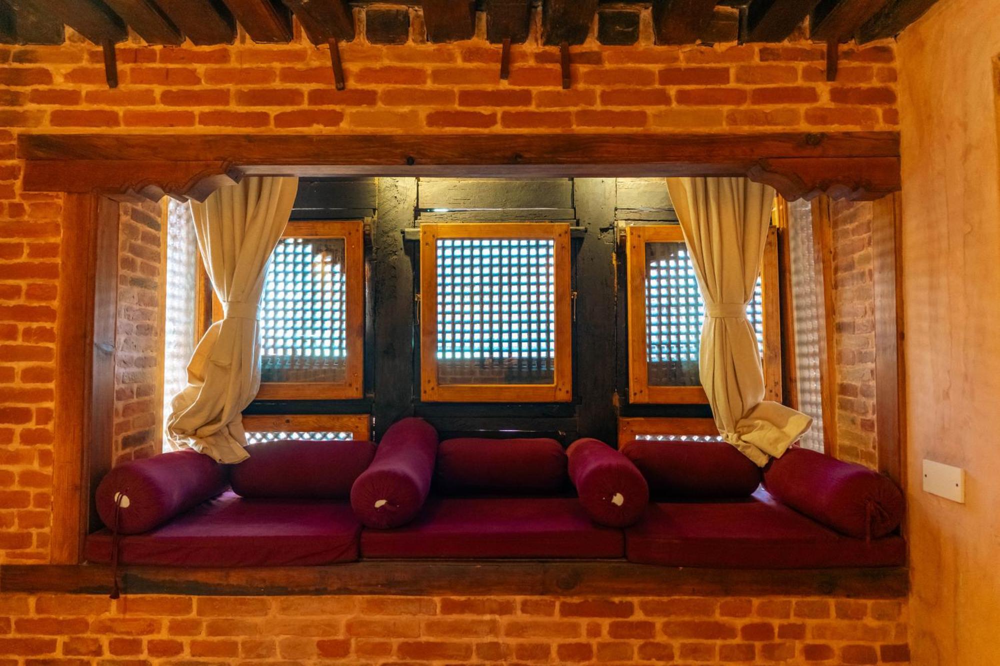 Manju Baha Hotel School Bhatgoan エクステリア 写真